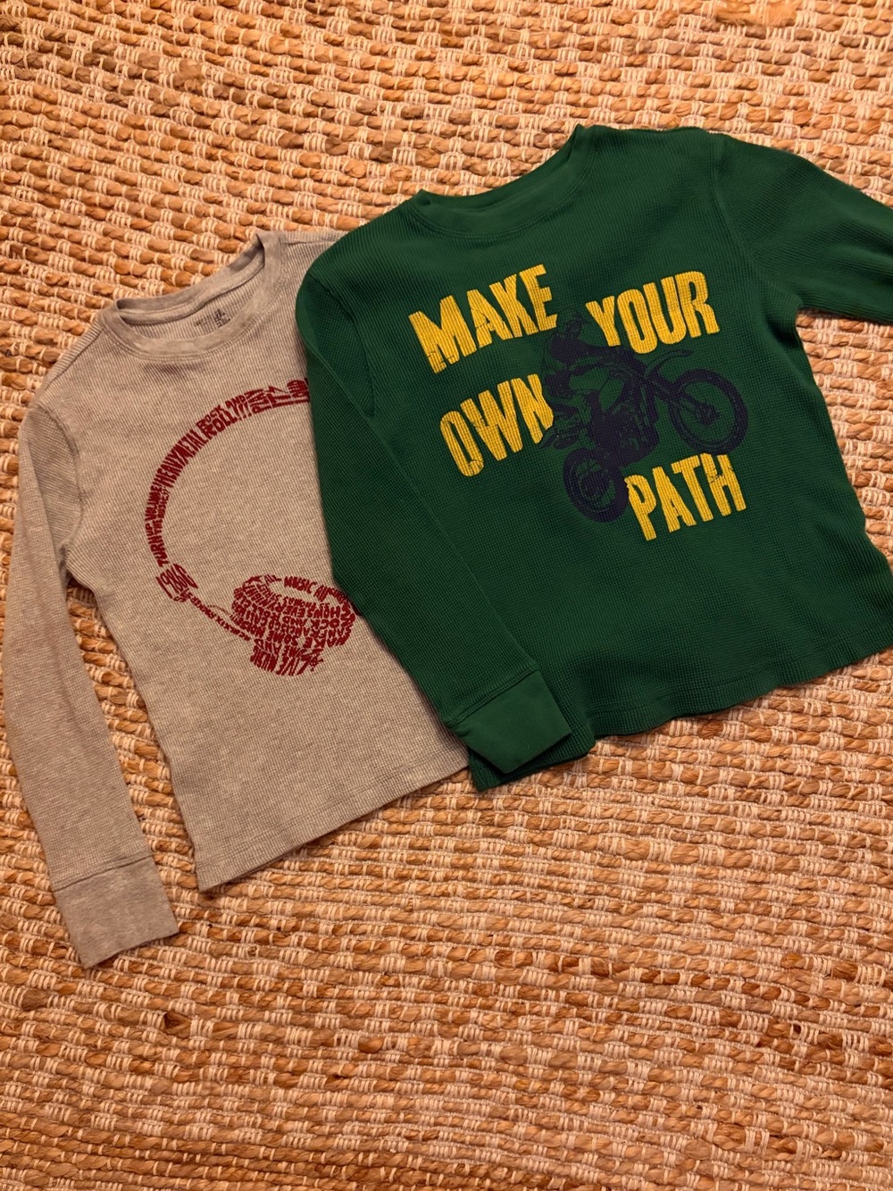 2 GAP Kids Graphic long sleeve tops Boys thermal shirt Fall winter 100% cotton